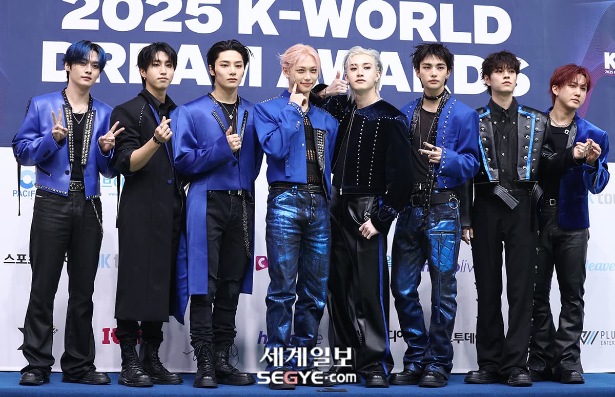스트레이 키즈 — 포토 스트레이키즈 '멋짐 폭발'