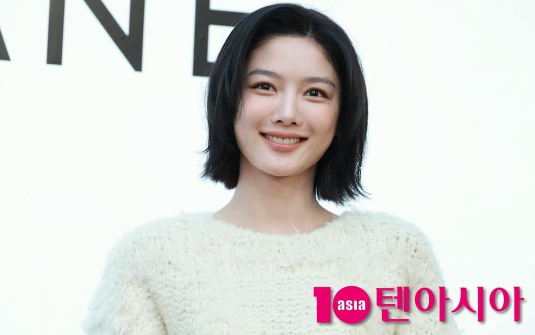 김유정 — 김유정, 살을 얼마나 뺀거야…러플 치마를 입어도 한줌 '뼈말라'