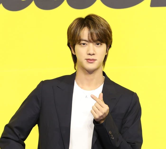 BTS — "BTS 진 보고싶어"… '무단 이탈' 간호장교, 軍 "엄정 처리"