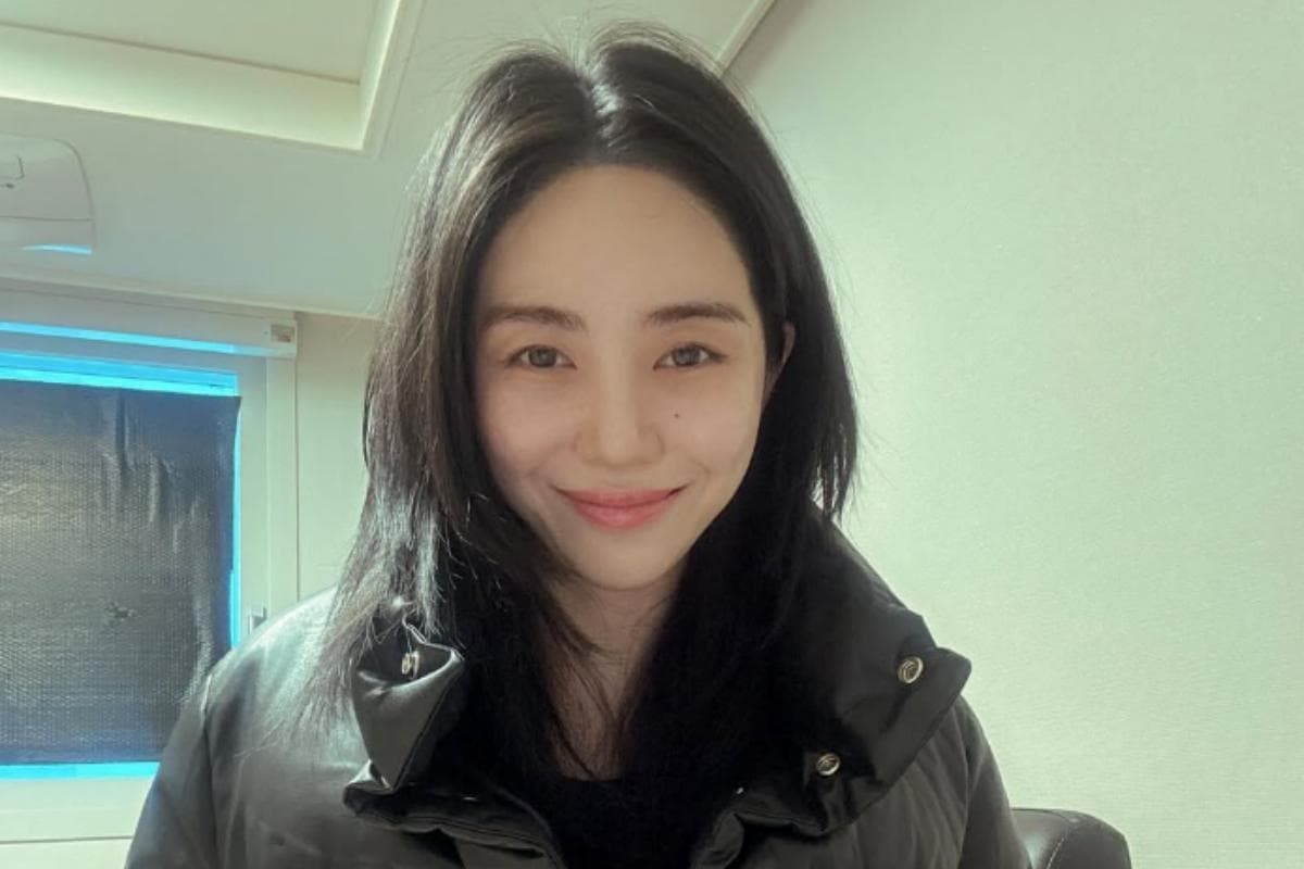 권민아 — 7~8억 금전 피해 '발칵'...권민아, 친언니 공개 저격→법적 대응 예고 "제발 사과만" MHN:피드