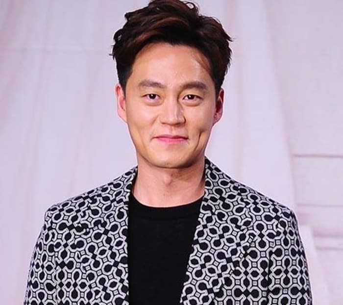 이서진 — 예능으로 대박 나더니…이서진, 데뷔 27년 만 첫 연극