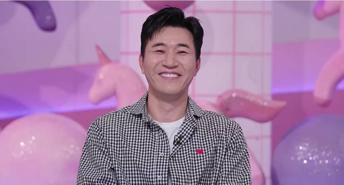 김종민 47세에 아빠 됐다! 임신 17주차 아내와 코요태 신지 반응