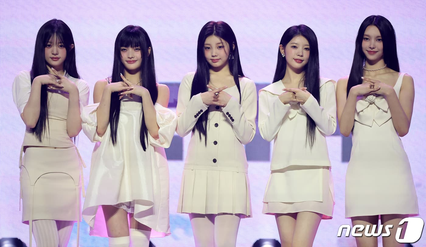 아일릿 — '데뷔' 아일릿 "멤버 개성 뚜렷해 …앞으로 어떤 시너지 낼지" N현장