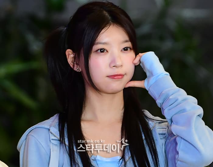 아일릿 — 포토 아일릿 모카, 볼하트로 귀엽게